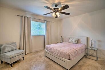 بيت ريفى Direct Gulf Access + Lanai: Sunny Naples Home!