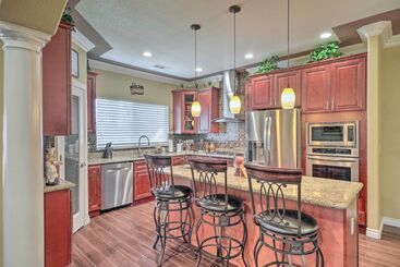 بيت ريفى Manteca Home W/ Gated Yard ~ 2 Mi To Downtown