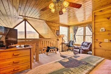 별장 Scenic Sevierville Cabin: Hot Tub, Panoramic Views