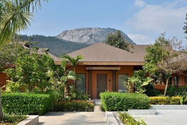 酒店 Mulberry Shades Bengaluru Nandi Hills, A Tribute Portfolio Resort