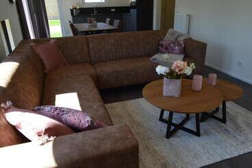 ツーリストアパートメント Resort Mooi Bemelen