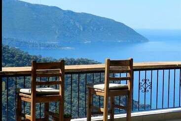 ホテル Kabak Misafir Evi