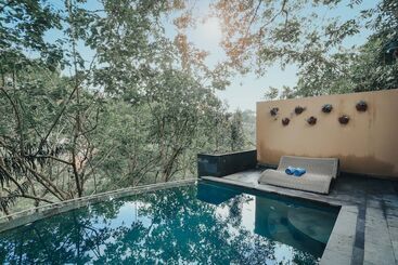 Отель The Sebali Resort