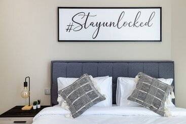 Aparthotel Unlock Waters Edge