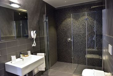 پانسیون Sylva Suites