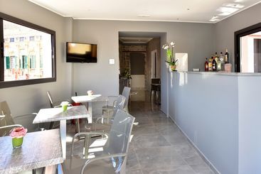 پانسیون Sylva Suites