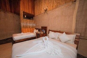 فندق Bagaicha Adventure Resort