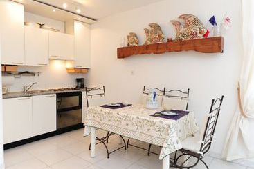 Le Corail  5 Stars Holiday House