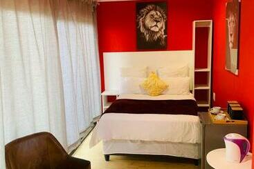 مبيت وإفطار Ten Flags Theme Park