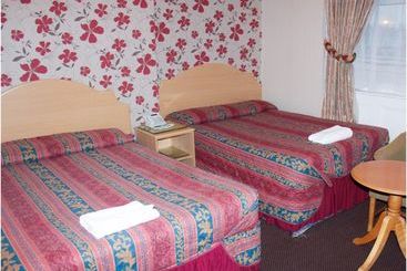 تختخواب و صبحانه Lampton Guest House