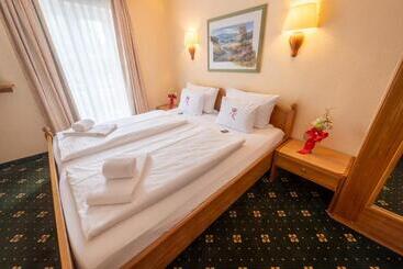 ホテル Chalét Zum Kurfürst