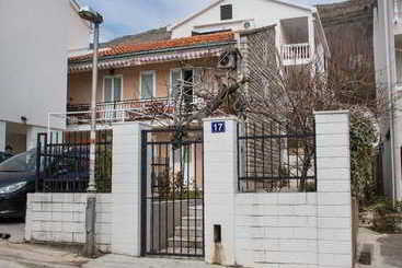 هتل Guest House 4m