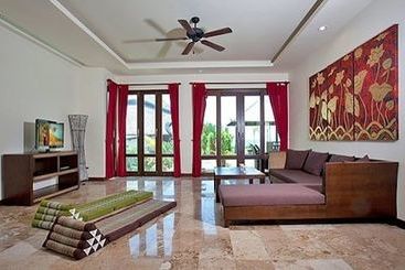 هتل Thai Island Dream Estate