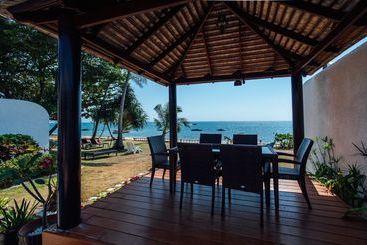 هتل Thai Island Dream Estate