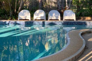 Tin Can Bay Motel
