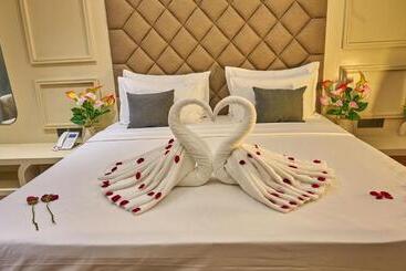 فندق Borail View Regency