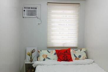 מלון דירות 2 Bedrooms At Urban Deca