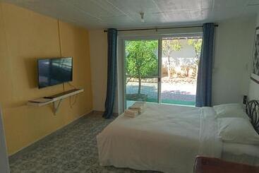 هتل Mem Homestay