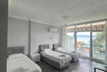 Yakabük Otel