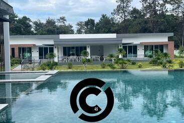 Resort Club45