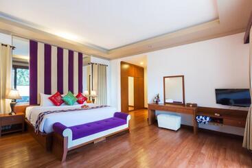 호스텔 Villa Sabasanti Gianyar