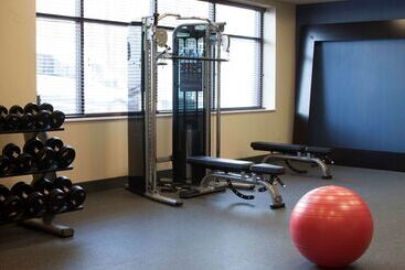 هتل Hampton Inn & Suites Downtown St. Paul