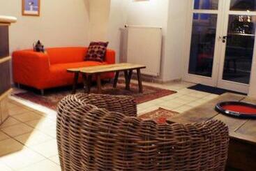 酒店 Logis Hôtel Du Commerce