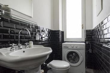 هتل Veniero By Italianway Apartments