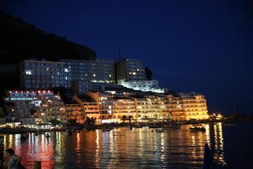 هتل Ponta Nova