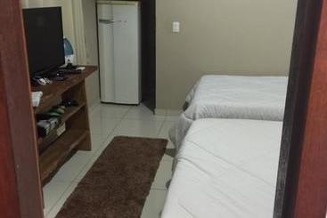 تختخواب و صبحانه Pousada Villa Glamour