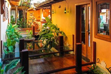 هتل Sagui Boutique