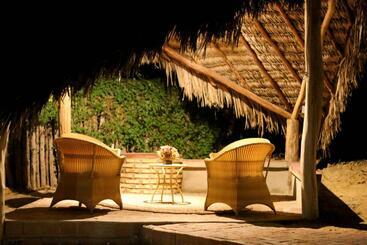 Bed and Breakfast Pousada E Chalés Recantos Do Mar