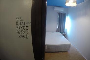 هتل Local Hostel Manaus