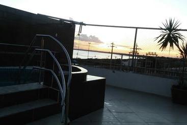 هتل Orla Guest House