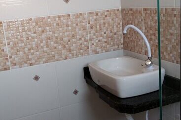 Жильё для туристов Iguape Apartamentos   Unidade Iiha Comprida