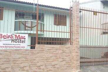 Beira Mar Hostel