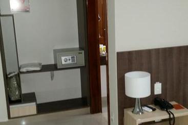 هتل Premium Palace