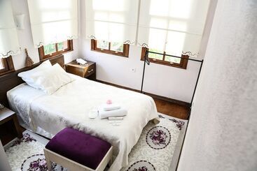 Izmit Otel