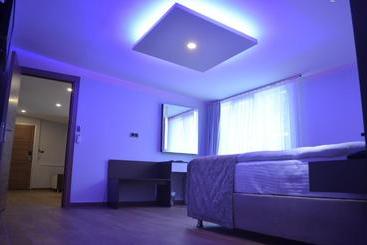 هتل Senler Boutique