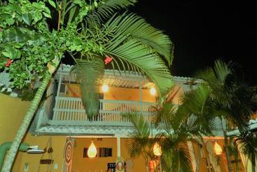 هتل Casa Baiana Do Mar