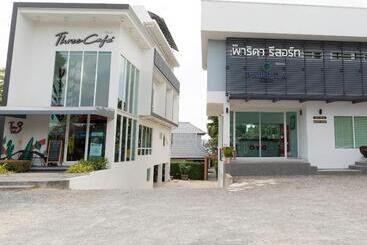 Parida Resort