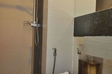 هتل Zen Rooms Jomtien 14