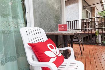 هتل Zen Rooms Soi Baan Khun Penn