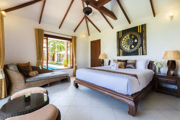 هتل Villa Baan Tawan Chai