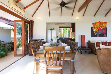 هتل Villa Baan Tawan Chai