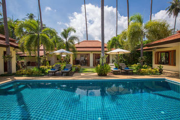 هتل Villa Baan Tawan Chai