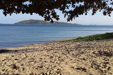 אתר נופש Jinta Beach Bungalow