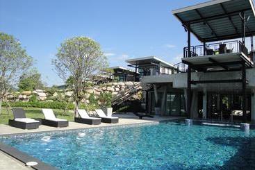 استراحتگاه Sasima Moonlight Villa