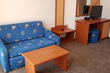Peshev Family Hotel Vlas