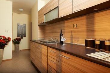 هتل Stanny Court Apart